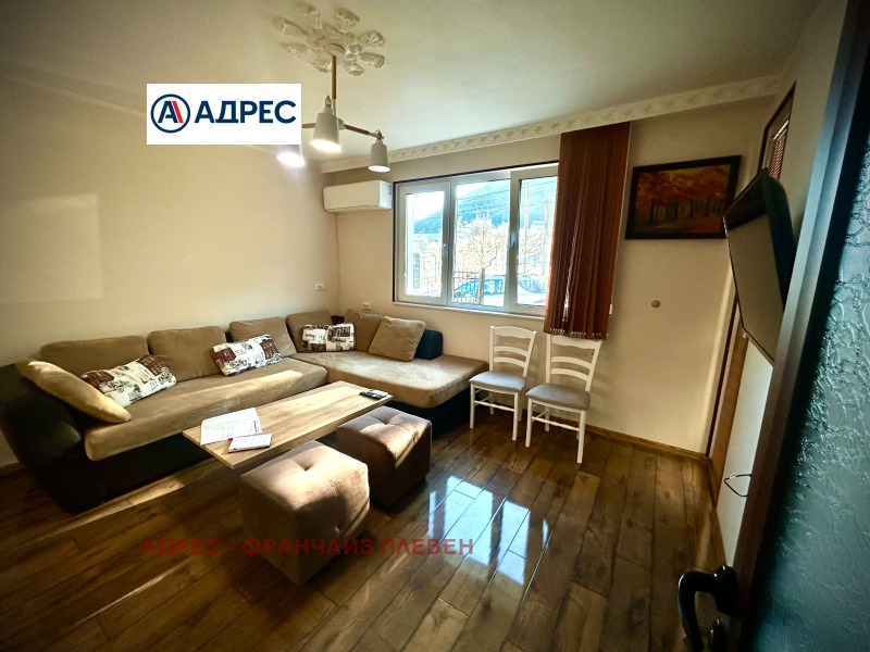 Под наем ЕТАЖ ОТ КЪЩА, град Враца, Медковец • 1000 лв. / 511.29 € • 61160072 1