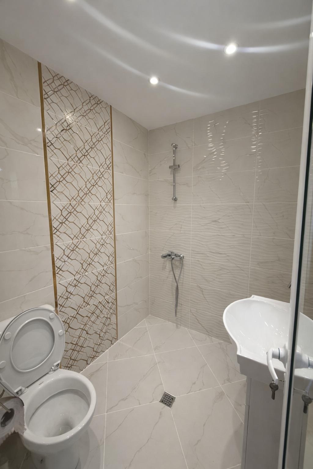 Дава под наем 2-СТАЕН, гр. София, Люлин 5, снимка 7 - Апартаменти - 53860089