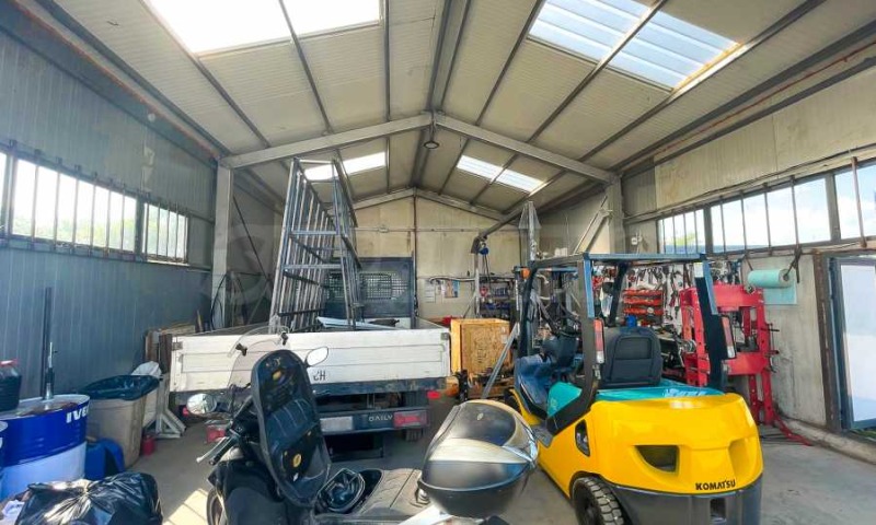 Zu vermieten  Industriegebäude Sofia , Ljulin 5 , 300 qm | 34412502 - Bild [5]