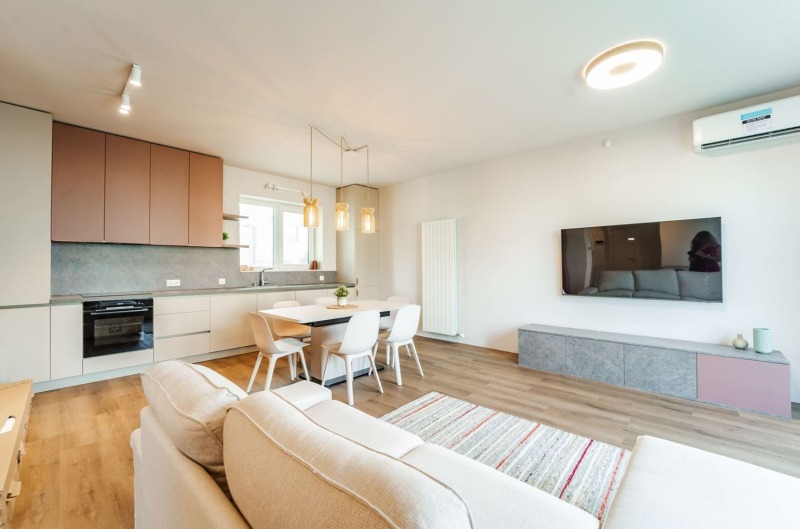 Vuokrattavana  Talo Sofia , Lozen , 177 neliömetriä | 47593253 - kuva [2]
