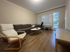 1 chambre Nadejda 2, Sofia 1
