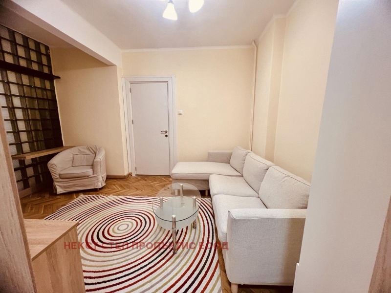 Дава под наем 3-СТАЕН, гр. София, Център, снимка 2 - Апартаменти - 52985442