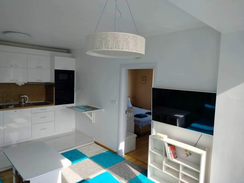 Дава под наем 3-СТАЕН, гр. София, Изток, снимка 2 - Апартаменти - 53601430