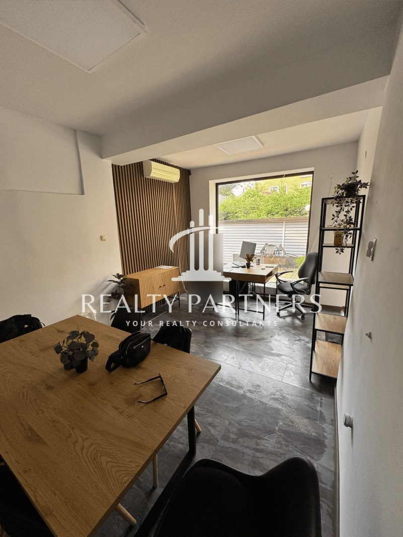 Дава под наем ОФИС, гр. Перник, Център, снимка 2 - Офиси - 53361016