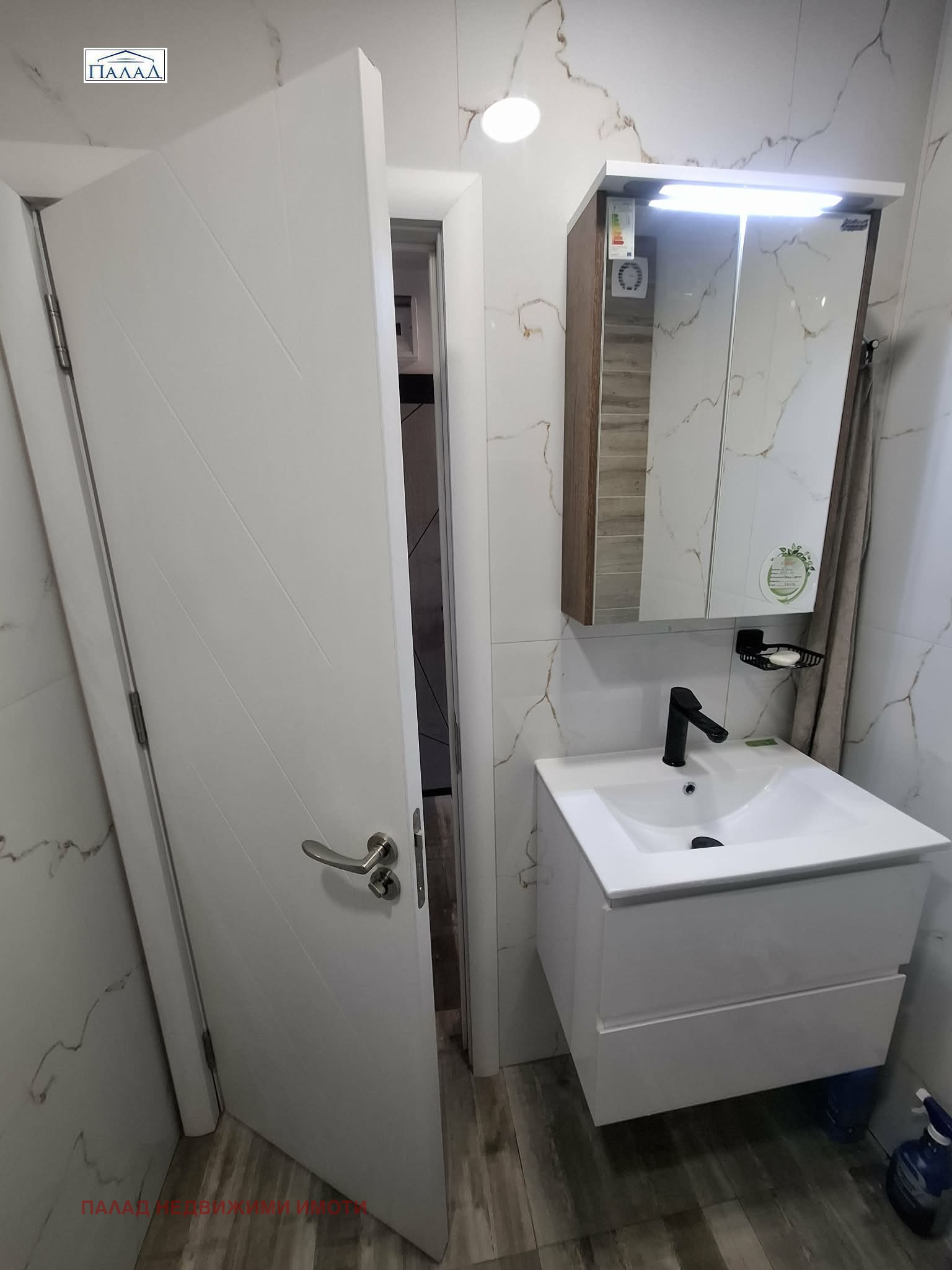 Дава под наем 3-СТАЕН, гр. Варна, Бизнес хотел, снимка 14 - Апартаменти - 53828412