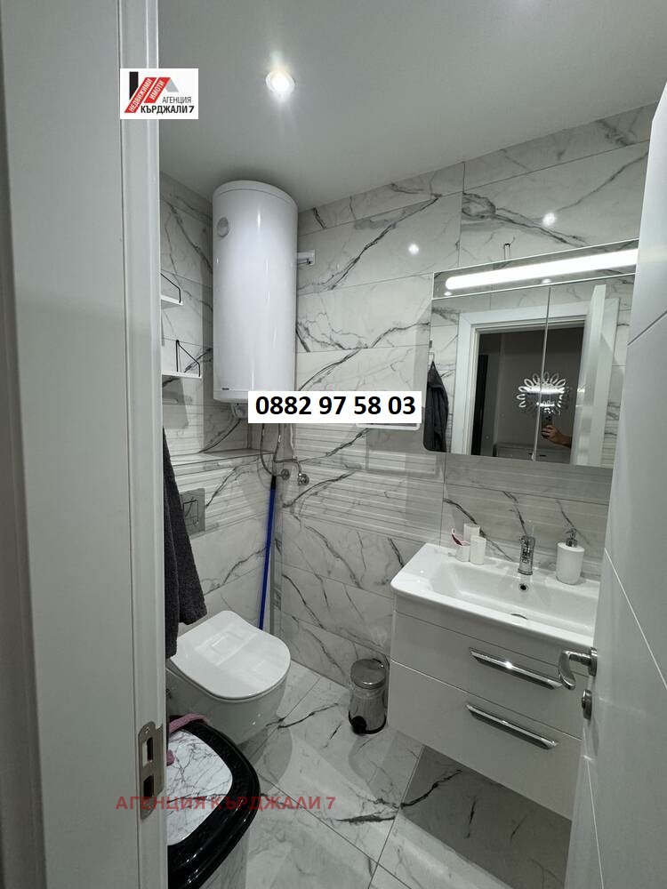 Дава под наем  2-стаен град Кърджали , Център , 85 кв.м | 81459291 - изображение [9]