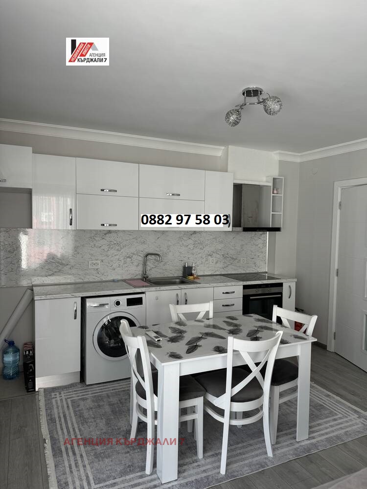 Дава под наем  2-стаен град Кърджали , Център , 85 кв.м | 81459291 - изображение [6]