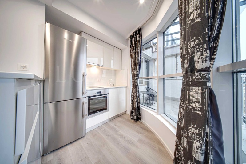 Дава под наем 2-СТАЕН, гр. София, Лозенец, снимка 4 - Апартаменти - 53229362