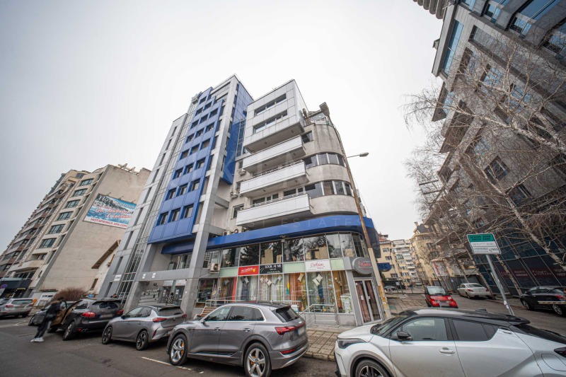 Дава под наем 2-СТАЕН, гр. София, Лозенец, снимка 14 - Апартаменти - 53229362