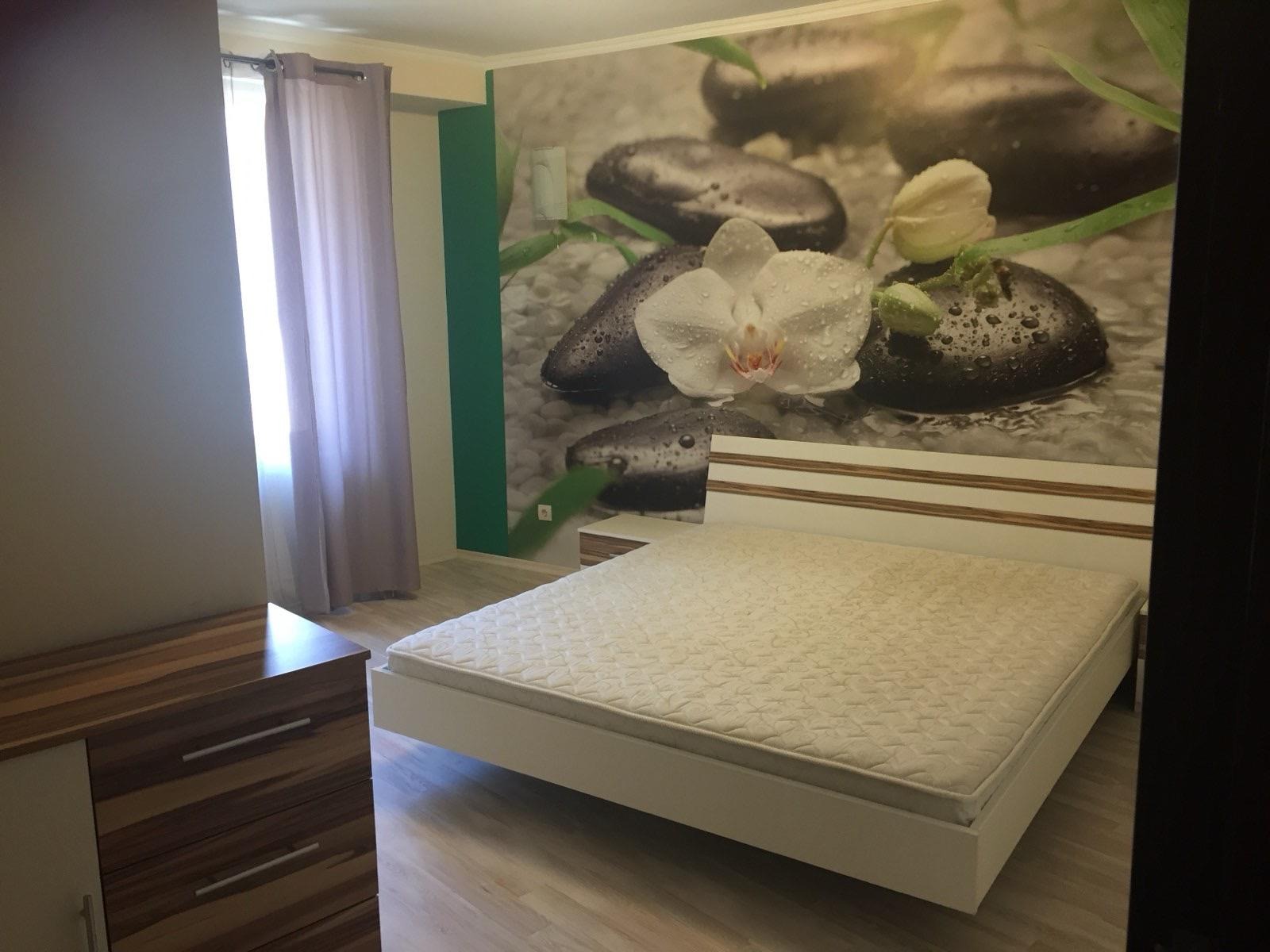 Дава под наем 2-СТАЕН, гр. Бургас, Център, снимка 3 - Апартаменти - 54351035