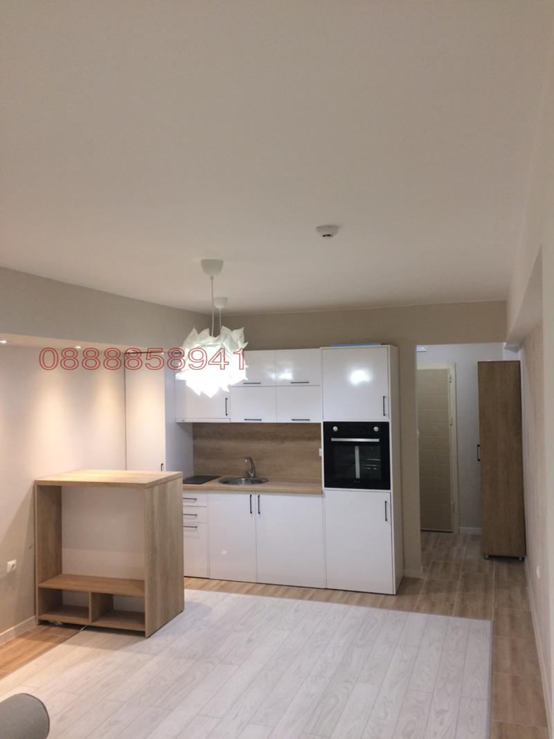 Дава под нем  1-стаен, град София, Студентски град •  460 EUR • ID 78715104 — holmes.bg - [1] 