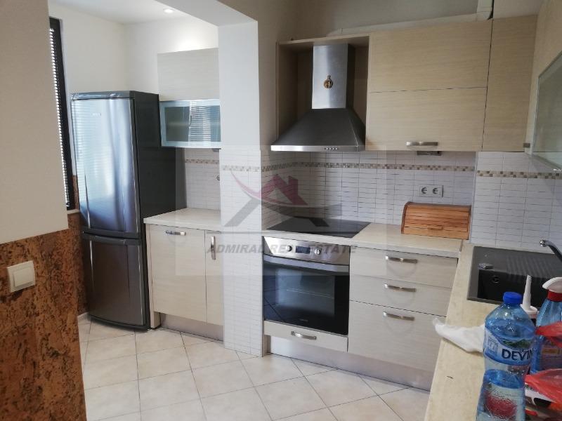 Para alugar  1 quarto Varna , Zavod Drujba , 110 m² | 38655245