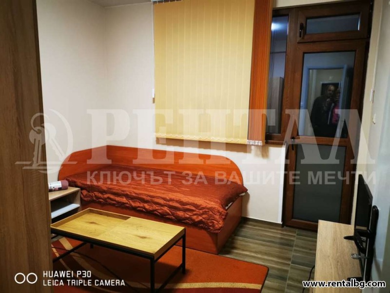 Te huur  2 slaapkamers Plovdiv , Tsentar , 65 m² | 61248218