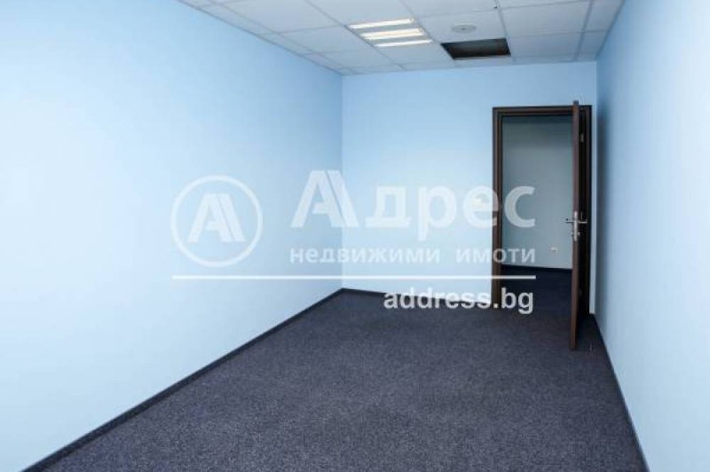 Zu vermieten  Büro Sofia , Podujane , 518 qm | 96320912 - Bild [15]