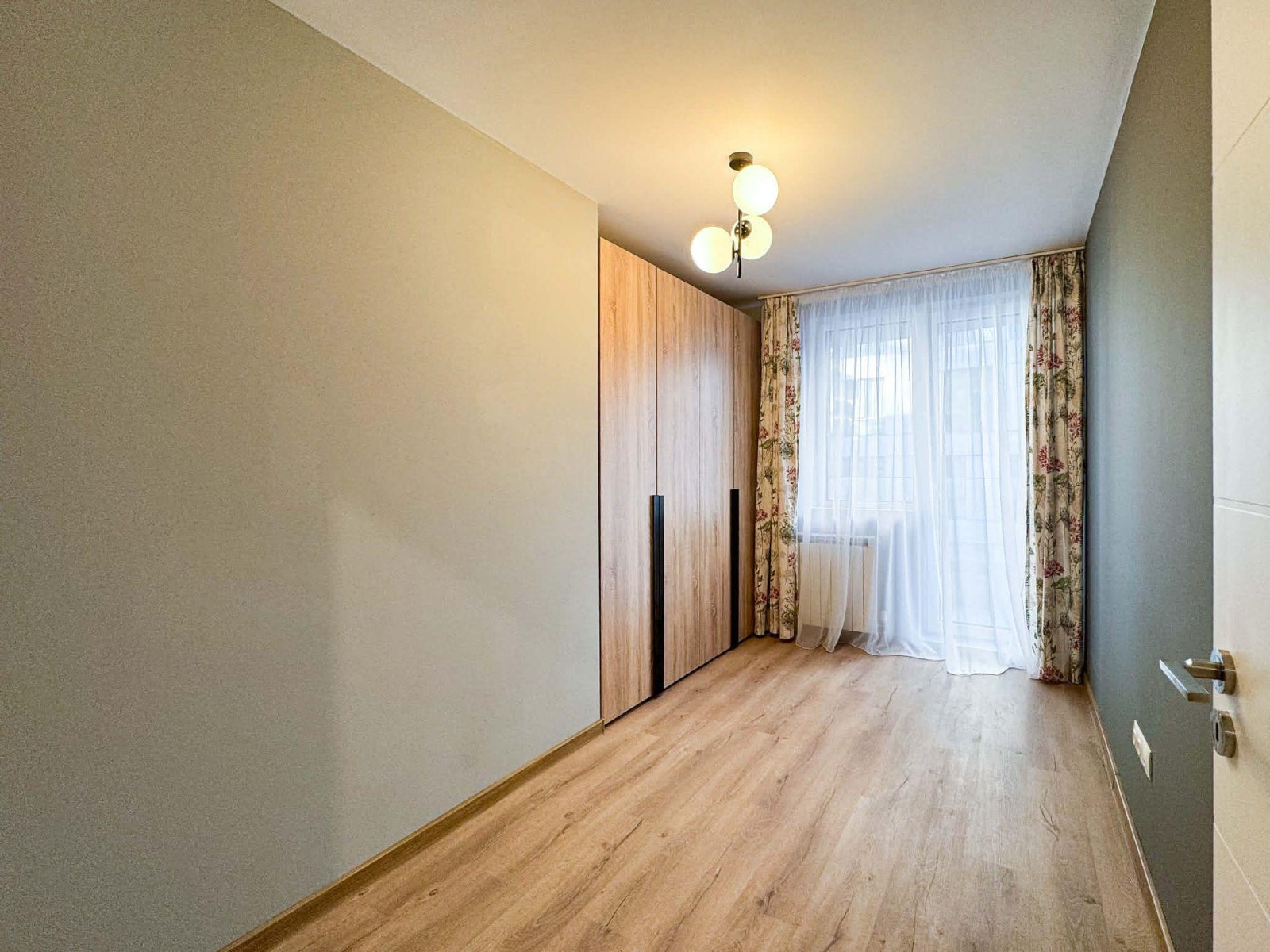Дава под наем 4-СТАЕН, гр. София, Кръстова вада, снимка 6 - Апартаменти - 56066883