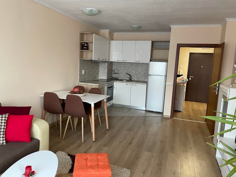 K pronájmu  1 ložnice Sofia , Borovo , 62 m2 | 23251376 - obraz [2]