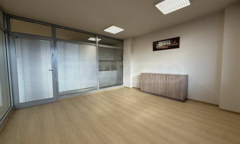 Дава под наем ОФИС, гр. София, Банишора, снимка 7 - Офиси - 52605641