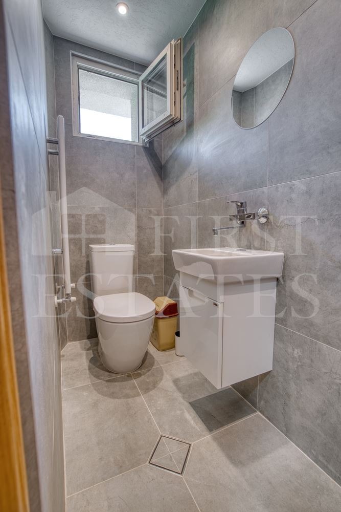 Издаје се  Кућа Софија , Симеоново , 185 м2 | 93628291 - слика [16]