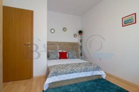 1 quarto Tchataldja, Varna 9