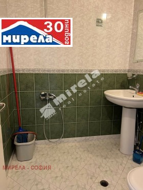 2 slaapkamers Ljulin 6, Sofia 16