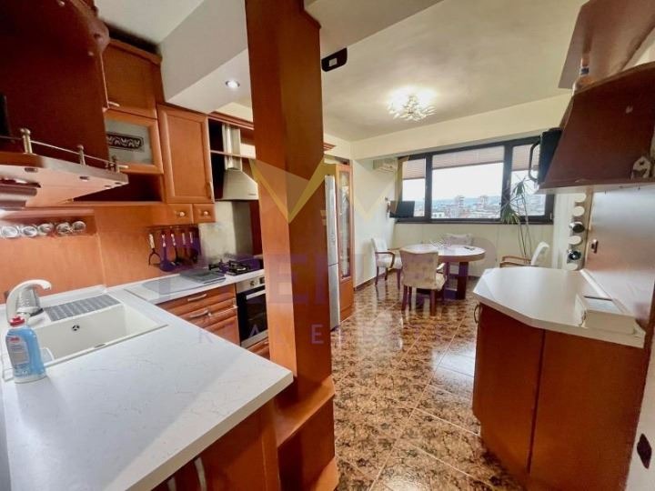 Дава под нем  4-стаен, град Варна, Лятно кино Тракия •  650 EUR • ID 90920029 — holmes.bg - [1] 