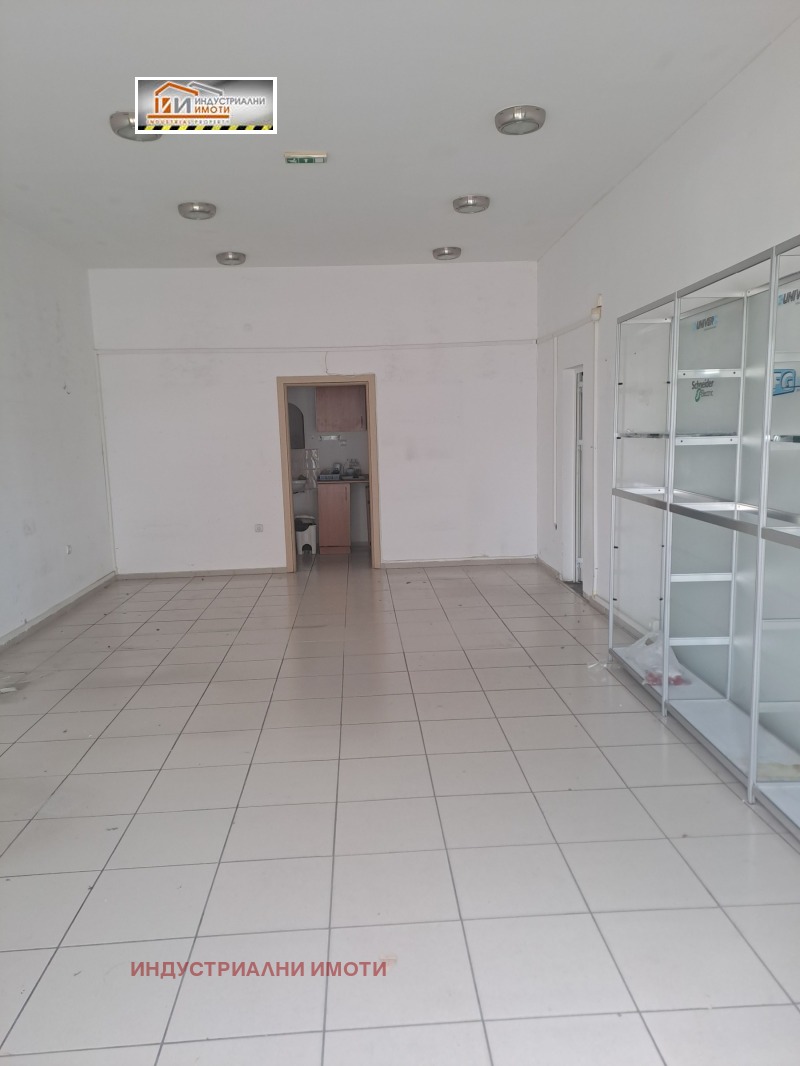 Vuokrattavana  Myymälä Plovdiv , Karšijaka , 50 neliömetriä | 25019147 - kuva [3]