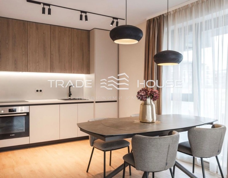 Дава под наем 2-СТАЕН, гр. Пловдив, Христо Смирненски, снимка 4 - Апартаменти - 52559500