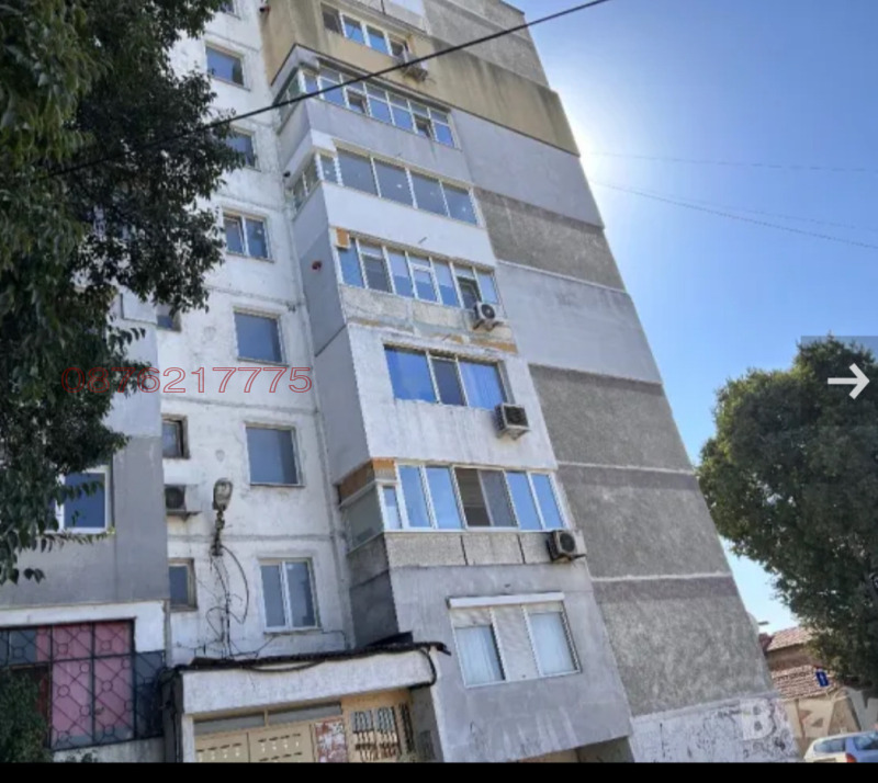 Дава под нем  4-стаен, град Варна, Автогара •  820 лв. • ID 45444903 — holmes.bg - [1] 