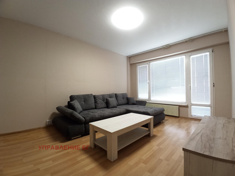 A louer  1 chambre Sofia , Hadji Dimitar , 70 m² | 56524296