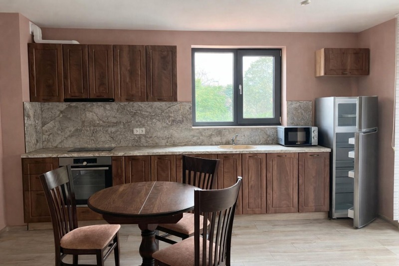 Дава под наем 2-СТАЕН, гр. Пловдив, Младежки Хълм