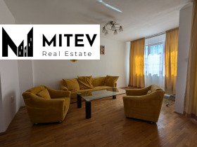 3+ bedroom Mladezhki Halm, Plovdiv 1