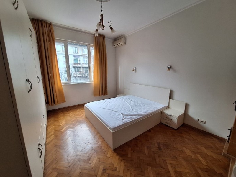 Дава под наем 3-СТАЕН, гр. София, Център, снимка 12 - Апартаменти - 53227059