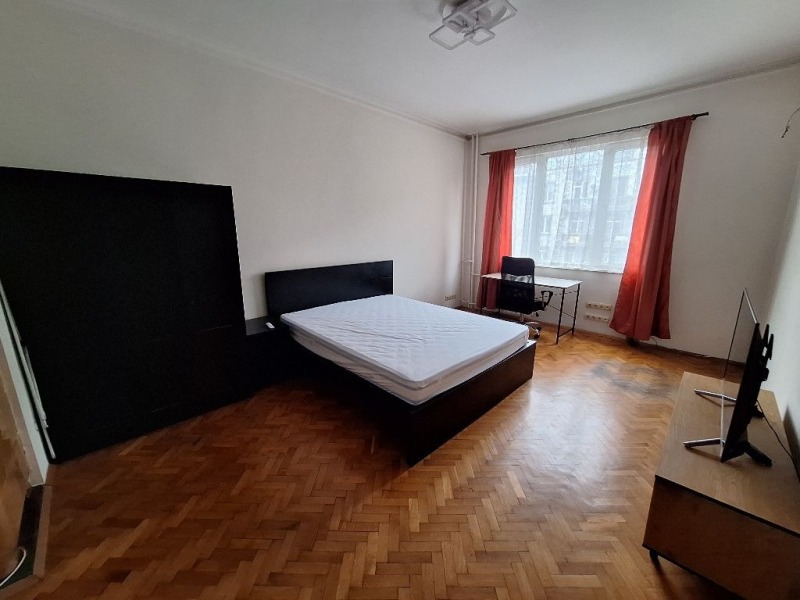 Дава под наем 3-СТАЕН, гр. София, Център, снимка 15 - Апартаменти - 53227059