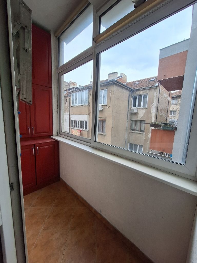 Дава под наем 3-СТАЕН, гр. София, Център, снимка 10 - Апартаменти - 53227059