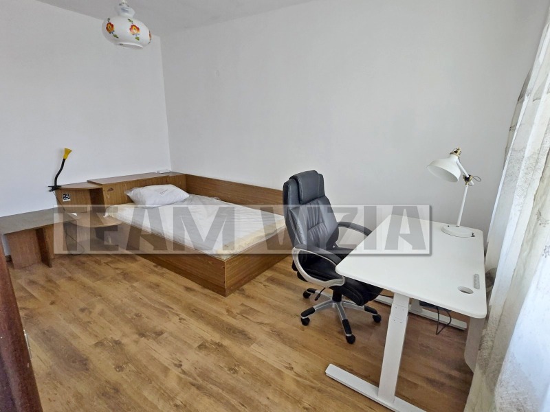В аренду  3 спальни София , Стрелбище , 110 кв.м | 42627430 - изображение [8]