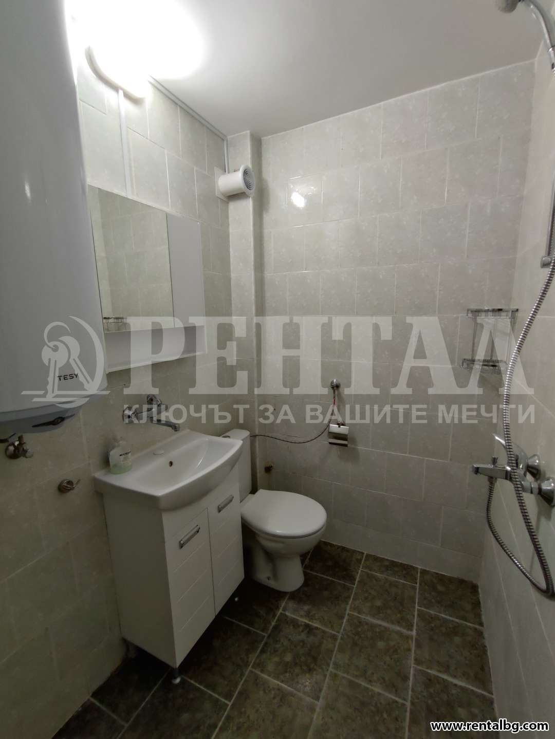 Дава под наем 3-СТАЕН, гр. Пловдив, Център, снимка 7 - Апартаменти - 53674102