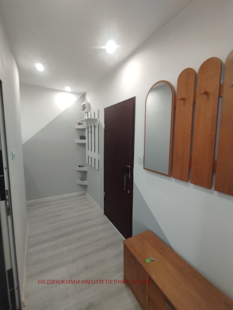 Дава под наем 2-СТАЕН, гр. Перник, Димова махала, снимка 4 - Апартаменти - 52876885