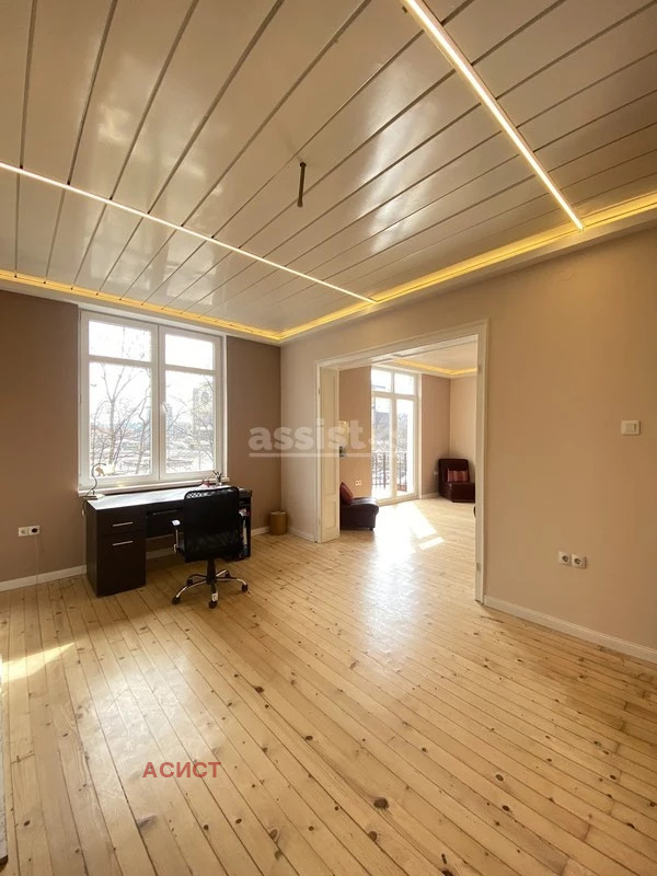 Под наем ОФИС, град София, Център • 1500 € • 18414645 — Holmes.bg