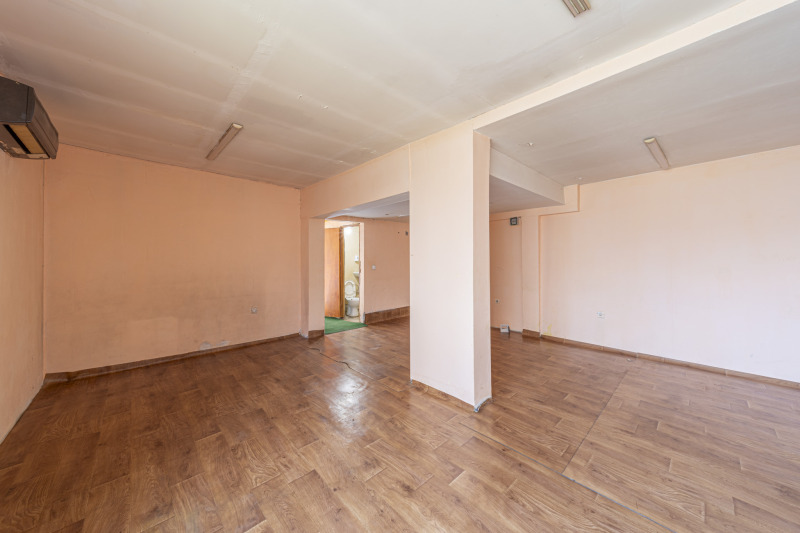 Para alugar  Bar; Cafeteria Sofia , Ovtcha kupel 2 , 159 m² | 59660467 - imagem [2]