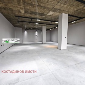 МАГАЗИН, 180 m2