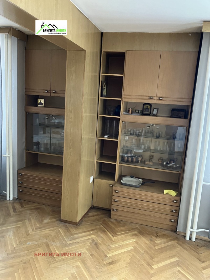 För uthyrning  2 sovrum Sofia , Zona B-18 , 100 kvm | 71030874 - bild [2]