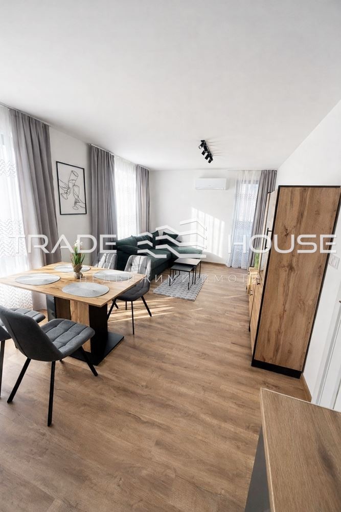 Дава под наем 3-СТАЕН, гр. Пловдив, Център