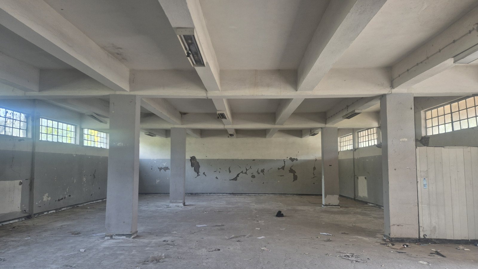 Дава под наем СКЛАД, гр. Перник, Център