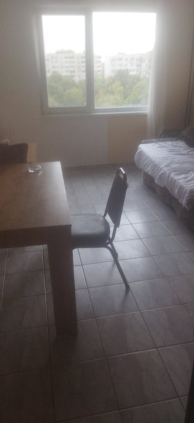 Δωμάτιο Ηληνδεν, Σοφηια