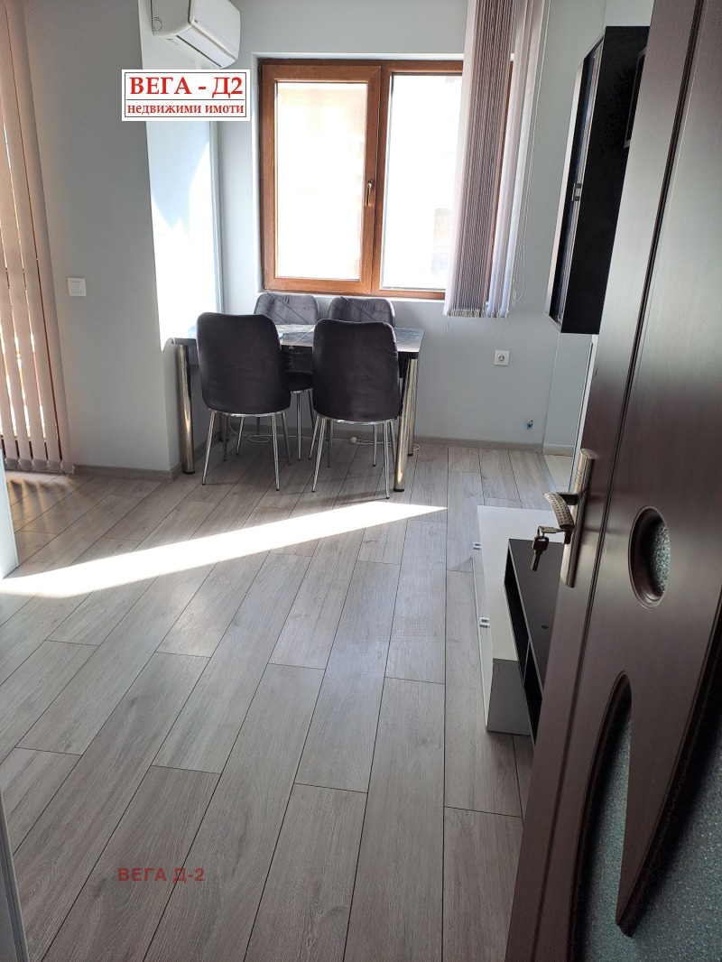 K pronájmu  1 ložnice Ruse , Rodina 1 , 70 m2 | 78471057 - obraz [15]