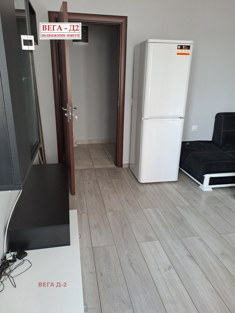 K pronájmu  1 ložnice Ruse , Rodina 1 , 70 m2 | 78471057 - obraz [11]