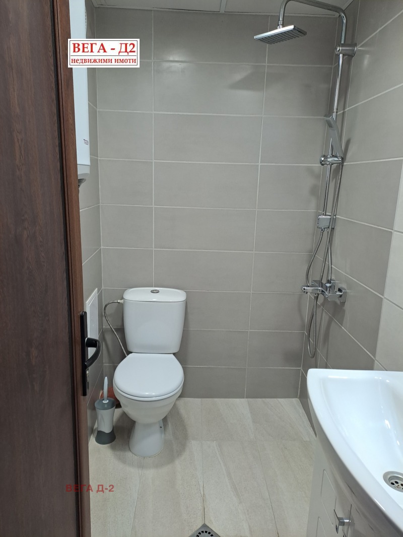 K pronájmu  1 ložnice Ruse , Rodina 1 , 70 m2 | 78471057 - obraz [2]