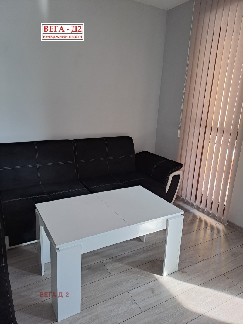 K pronájmu  1 ložnice Ruse , Rodina 1 , 70 m2 | 78471057 - obraz [14]