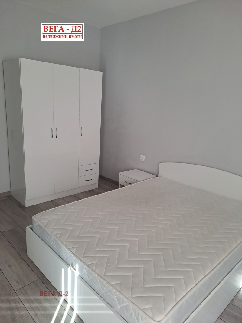 K pronájmu  1 ložnice Ruse , Rodina 1 , 70 m2 | 78471057 - obraz [17]