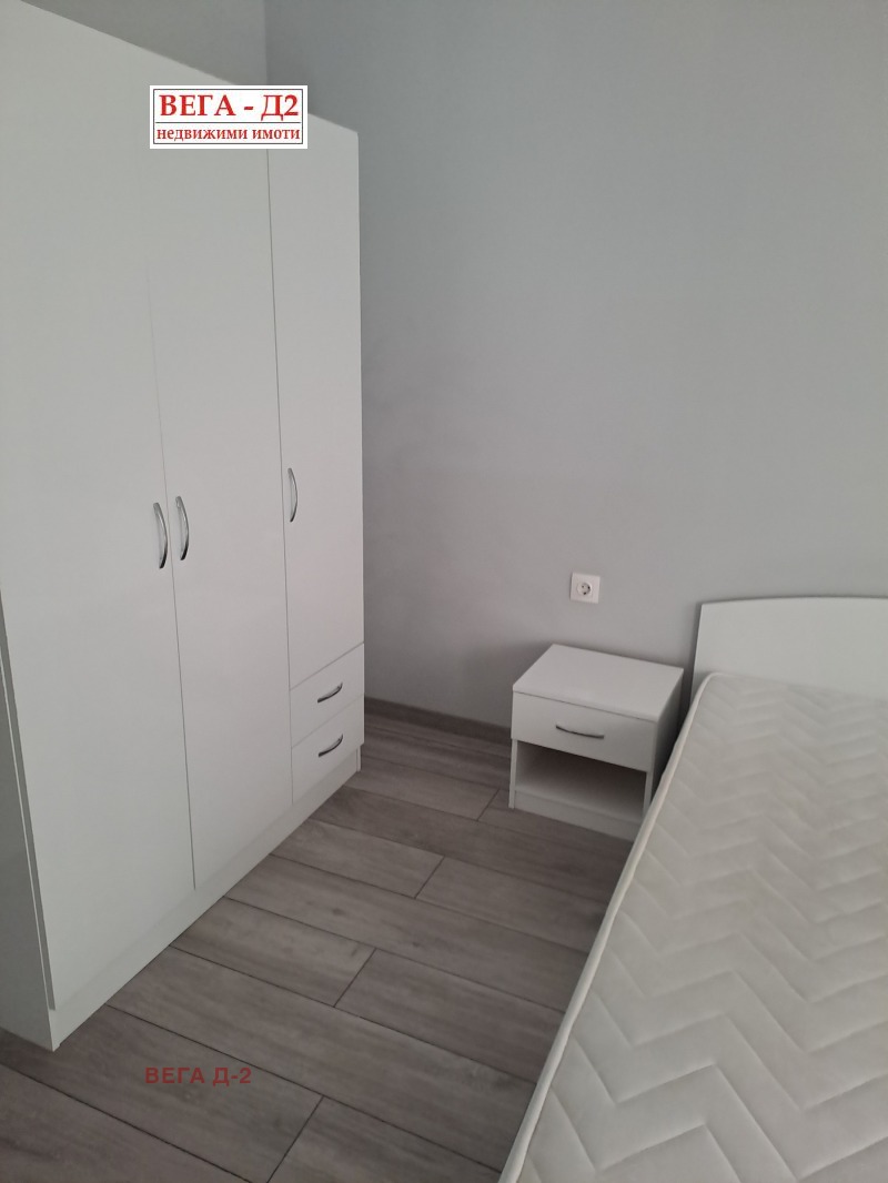 K pronájmu  1 ložnice Ruse , Rodina 1 , 70 m2 | 78471057 - obraz [8]